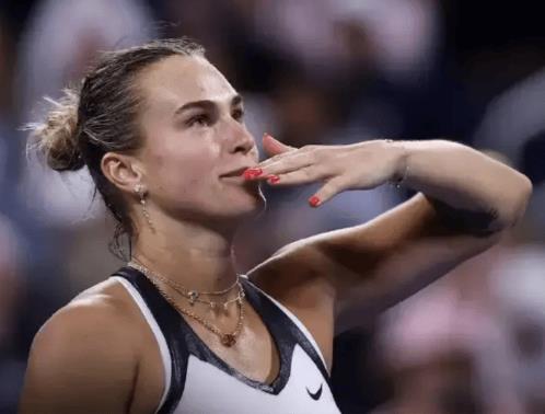 阿卡辛纳封王，90后男单成垮掉一代，女单郑钦文生不逢时？