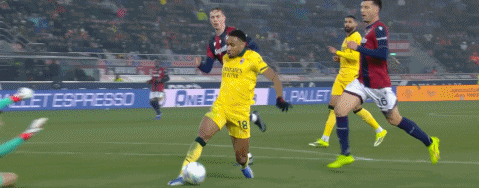 【意甲】拉比奥传射，AC米兰客场3比0博洛尼亚